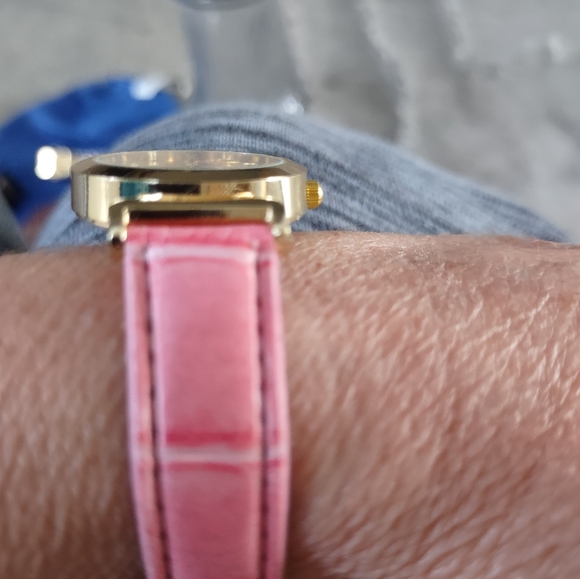 Pretty in pink roman numeral watch - Picture 2 of 5